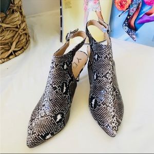 *NIB* Snake Print Slingback Ankle Booties